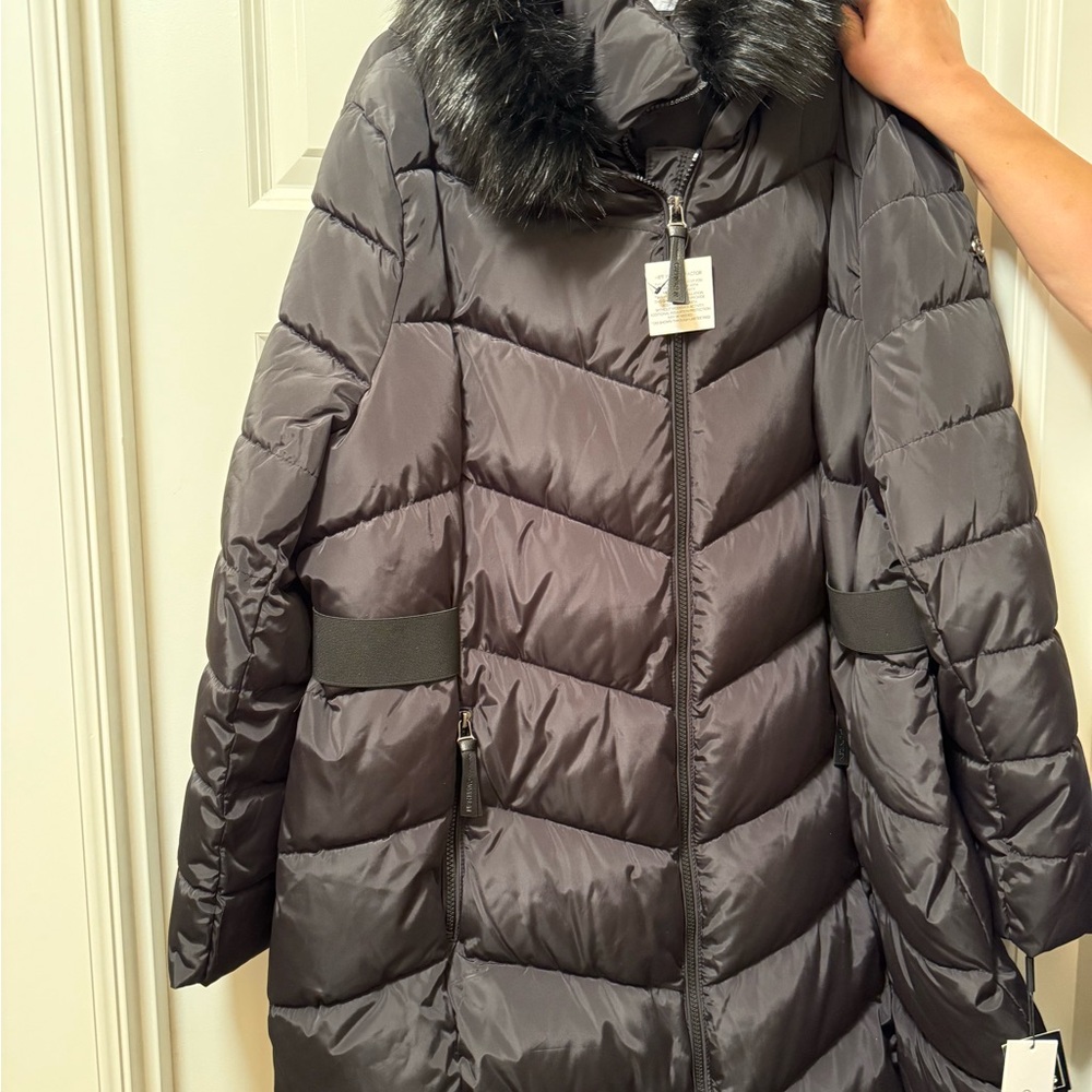 Calvin Klein Charcoal Puffer Jacket with Faux Fur